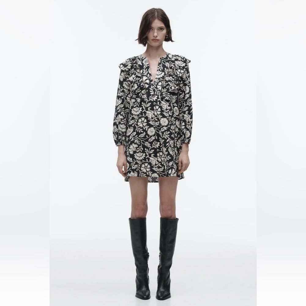 Zara Black and White Floral Print Ruffle Collar Dress in Size XS Boho Summer